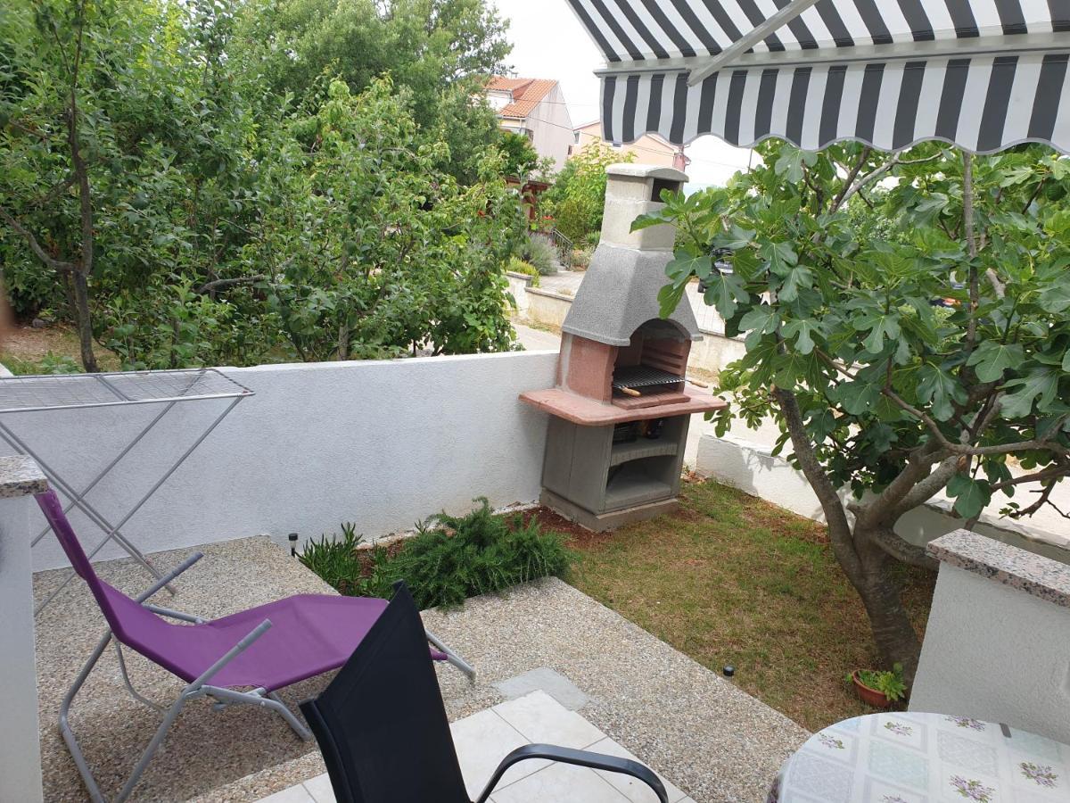 Apartment Luna Malinska Exterior photo